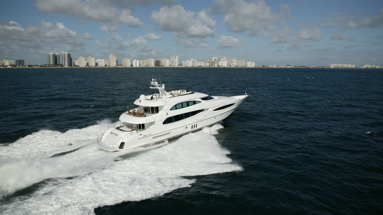 top speed of yachts